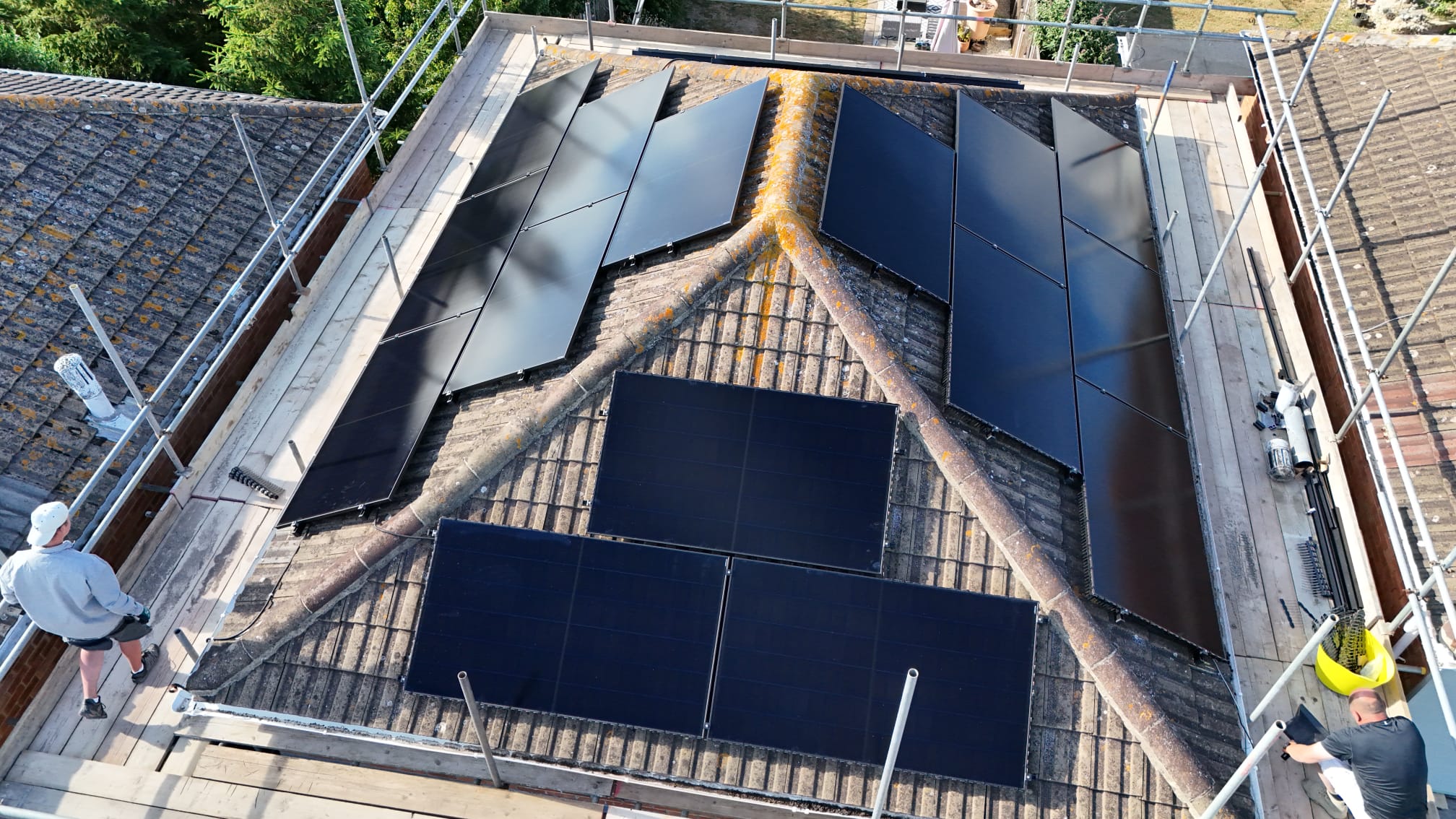 Welcome to TEMS Solar – Your Partner in Solar and Battery Storage Solutions